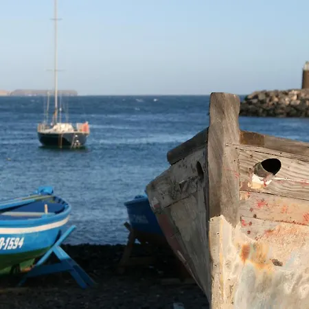 El Galeon Apartment *